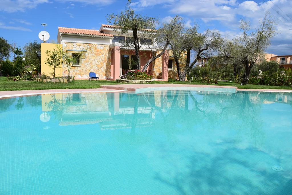 Three Stars Luxury Villas 莫拉蒂卡 外观 照片