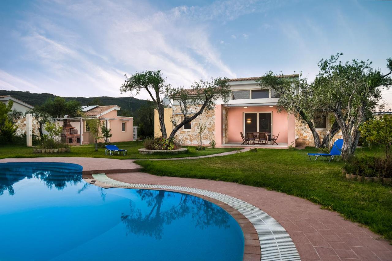 Three Stars Luxury Villas 莫拉蒂卡 外观 照片